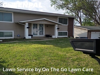 Lawn Cutting nearby Saint Charles, MO, 