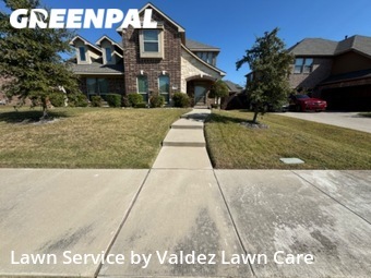 Lawn Mowing Service nearby De Soto, TX, 