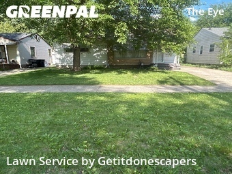 Lawn mowed in Detroit, 48240