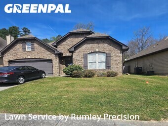 Lawn Maintenance nearby Moody, AL, 