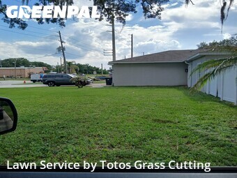 Lawn Cutting nearby Ocoee, FL, 