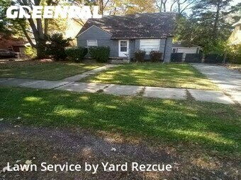 Lawn Care Service nearby Redford Charter Township, MI, 