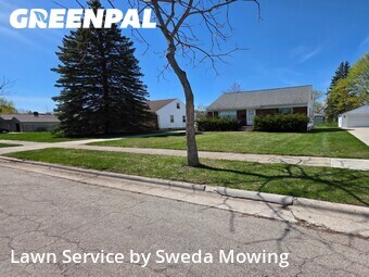Lawn Service nearby Green Bay, WI, 