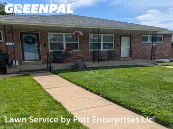 Lawn Care Service nearby Richmond Heights, MO, 
