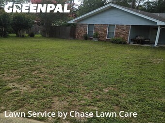 Lawn mowed in Niceville, 32578