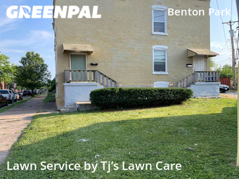 Lawn Mowing nearby St. Louis, MO, 