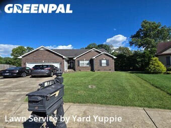 Lawn Service nearby Clarksville, KY, 