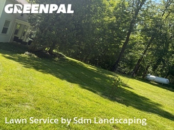 Lawn Mowing nearby Chardon, OH, 