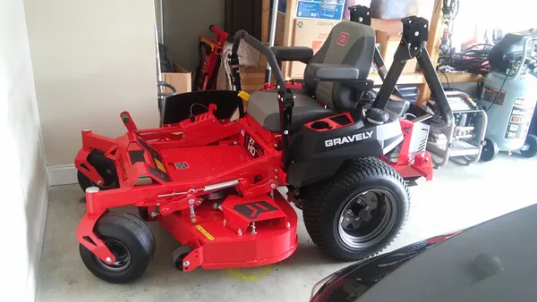 Outdoor Equipment Company & Rentals Photo 9