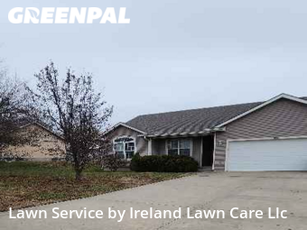 Lawn Maintenance nearby Topeka, KS, 