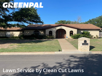 Lawn Mowing nearby Hewitt, TX, 