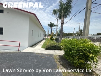 Lawn Service nearby West Palm Beach, FL, 