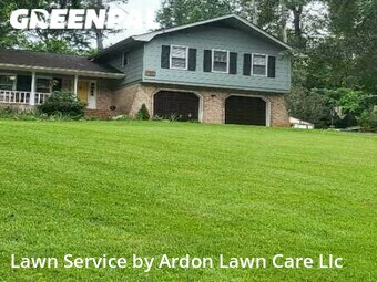 Lawn Mowing nearby Stone Mountain, GA, 