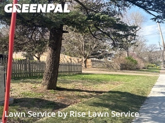 Lawn mowed in Davenport, 52803