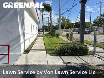 Lawn Care Service nearby West Palm Beach, FL, 