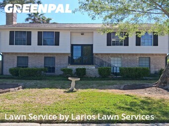 Lawn Mowing Service nearby Friendswood, TX, 
