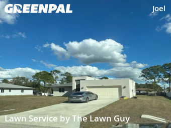 Lawn mowed in Lehigh Acres, 33936