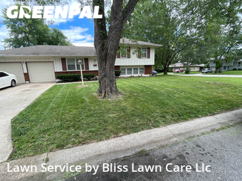 Grass Cut nearby Grandview, MO, 