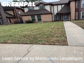 Lawn Mowing Servicein Humble,77396,Grass Cut by Maldonado Landscapin, work completed in Dec , 2025