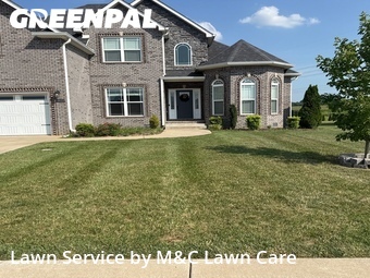 Lawn Maintenance nearby Clarksville, TN, 