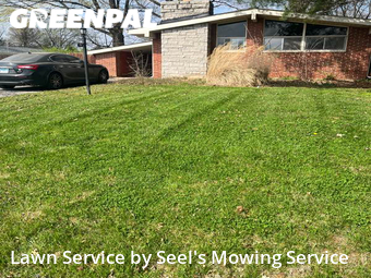 Lawn Maintenance nearby Belleville, IL, 