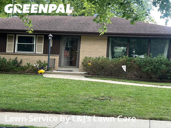 Lawn Mowing Service nearby Oak Creek, WI, 