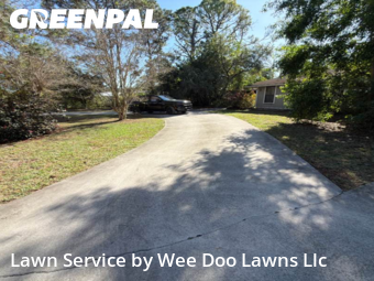 Lawn mowed in West Palm Beach, 33411