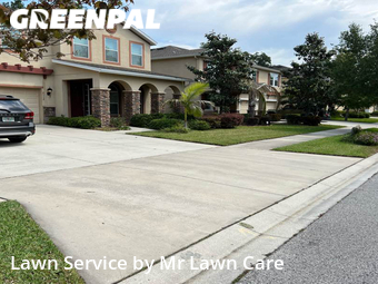 Lawn Maintenance nearby Valrico, FL, 