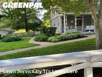 Grass Cutting nearby Ferguson, MO, 