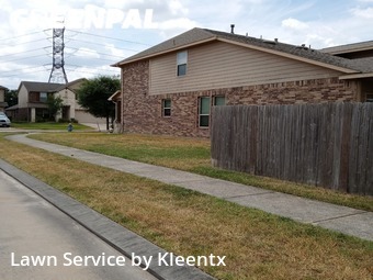 Lawn Maintenance nearby The Preserve, TX, 