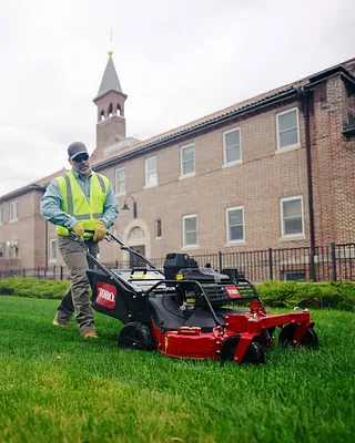 Clay's Power Equipment Photo 9