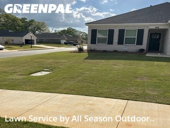 Lawn Mowing Service nearby Opelika, AL, 