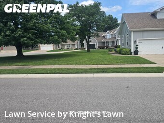 Lawn Maintenance nearby Lee's Summit, MO, 