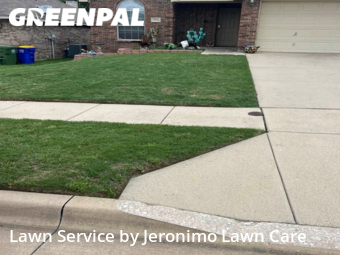 Grass Cutin White Settlement,76108,Lawn Cutting by Jeronimo Lawn Care , work completed in Nov , 2025