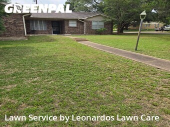 Yard Mowing nearby Hewitt, TX, 