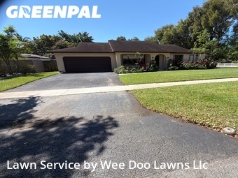 Lawn mowed in Cooper City, 33328