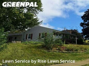 Lawn Mowing nearby Davenport, IA, 