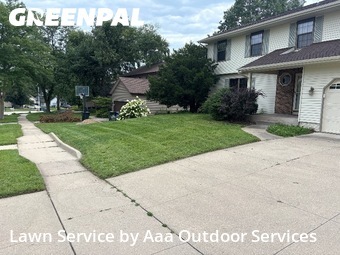 Yard Mowing nearby Cedar Rapids, IA, 
