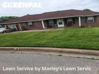 Lawn Care Service nearby Clarksville, TN, 