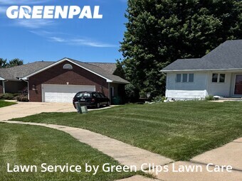 Lawn mowed in Norwalk, 50211