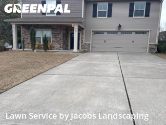 Lawn mowed in Columbia, 29229