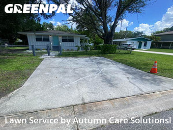 Lawn Care Service nearby Apollo Beach, FL, 