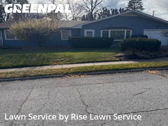 Lawn Mowing nearby Davenport, IA, 