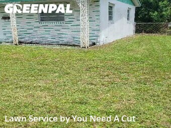 Lawn Mowing Service nearby Miami Gardens, FL, 