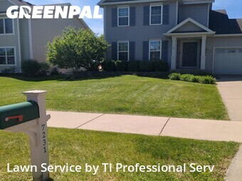 Lawn Mowing Service nearby Madison, WI, 