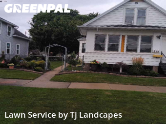 Grass Cut nearby Green Bay, WI, 