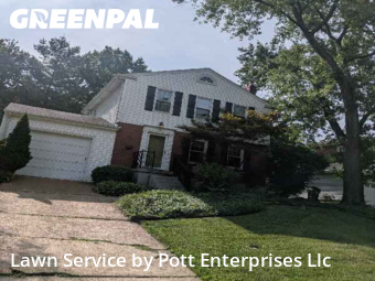 Lawn Care Service nearby Kirkwood, MO, 