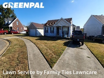 Grass Cut nearby Louisville, KY, 