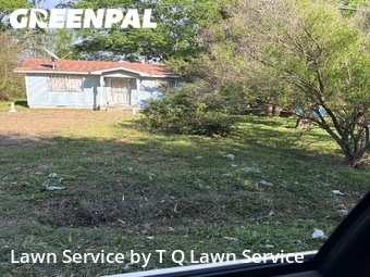 Lawn mowed in Jackson, 39213