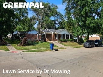 Lawn Mowing nearby Florissant, MO, 
